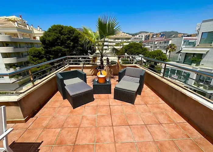 Atico Puerto Marina 2 Hab Con Piscina, 500M De La Plata