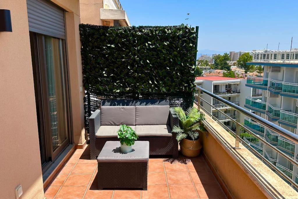 Apartament Atico Puerto Marina 2 Hab Con Piscina, 500m De La Plata