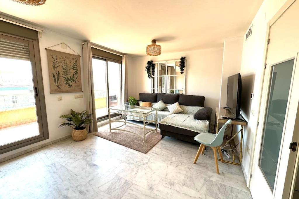 Appartement Atico Puerto Marina 2 Hab Con Piscina, 500m De La Plata *